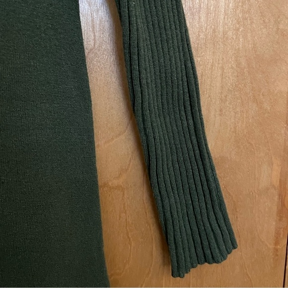 Cashmere Forest Green Ribbed Mock Neck Dress 8/10 - Picture 4 of 6